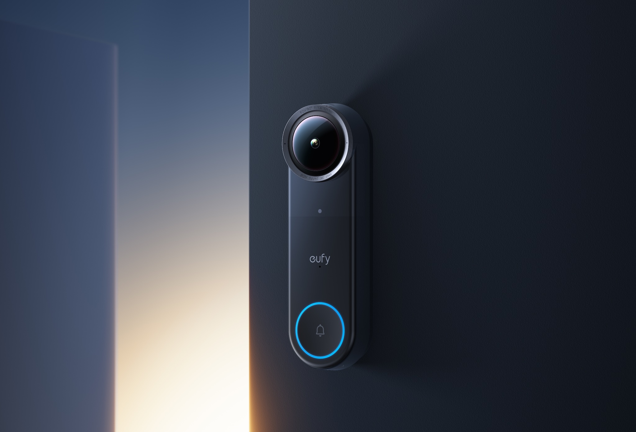 eufy Video Doorbell S4 in Schwarz an einer Hauswand